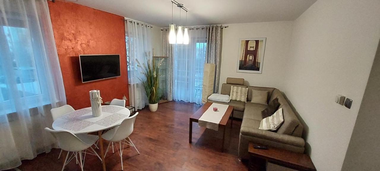 Apartament Blisko Trasy S3 Nowa Sol Kültér fotó