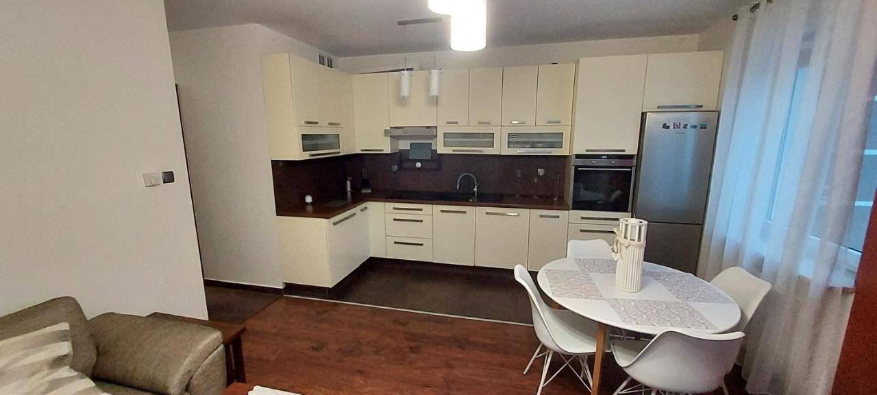 Apartament Blisko Trasy S3 Nowa Sol Kültér fotó